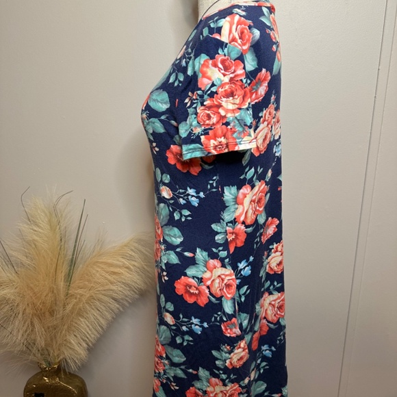 Tunic style navy dress - Picture 5 of 6